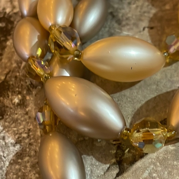 1950s Triple strand faux Pearland AB necklace. Nice Vintage. - Picture 1 of 5